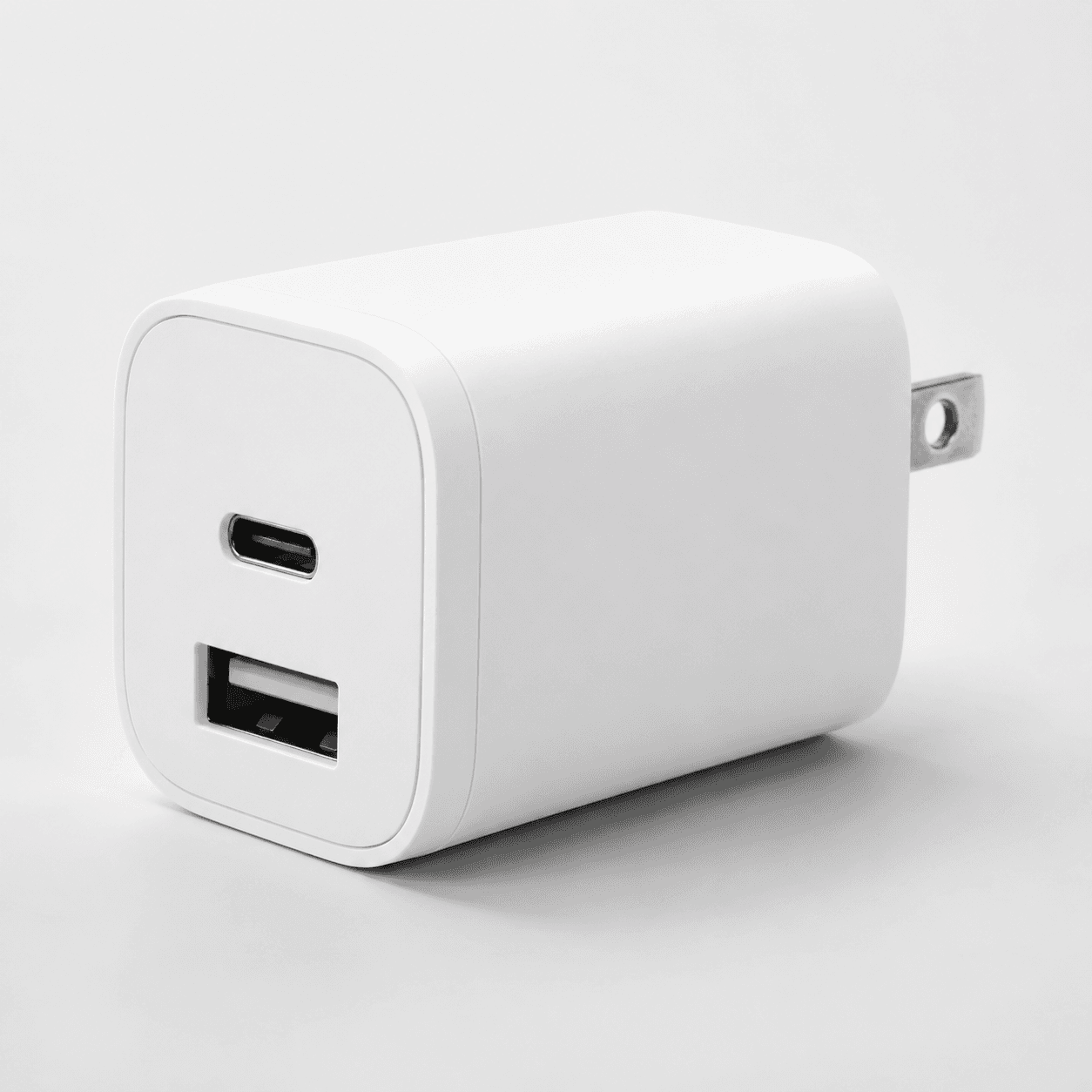 FastCharge USB-C 20W Adapter hero